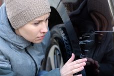 Comment enlever les rayures de sa voiture ?