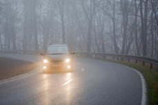 Nos conseils pour conduire par temps de brouillard
