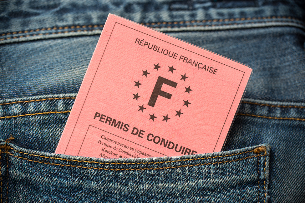 Comment récupérer des points sur son permis de conduire ?